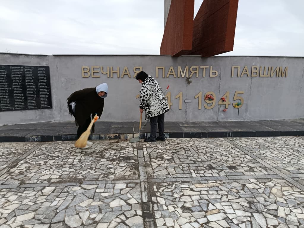 Благоустройство памятников